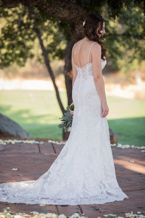 Allure Bridals - 9452 Sample Gown