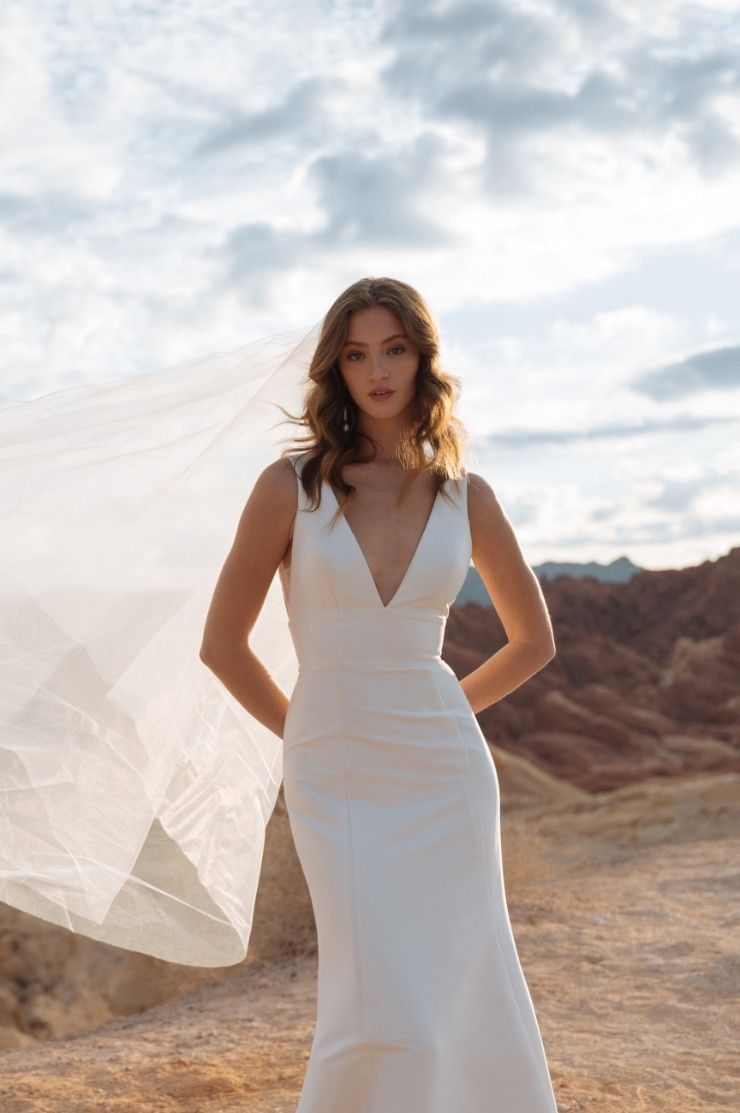 Jenny Yoo Ilana (without slit)