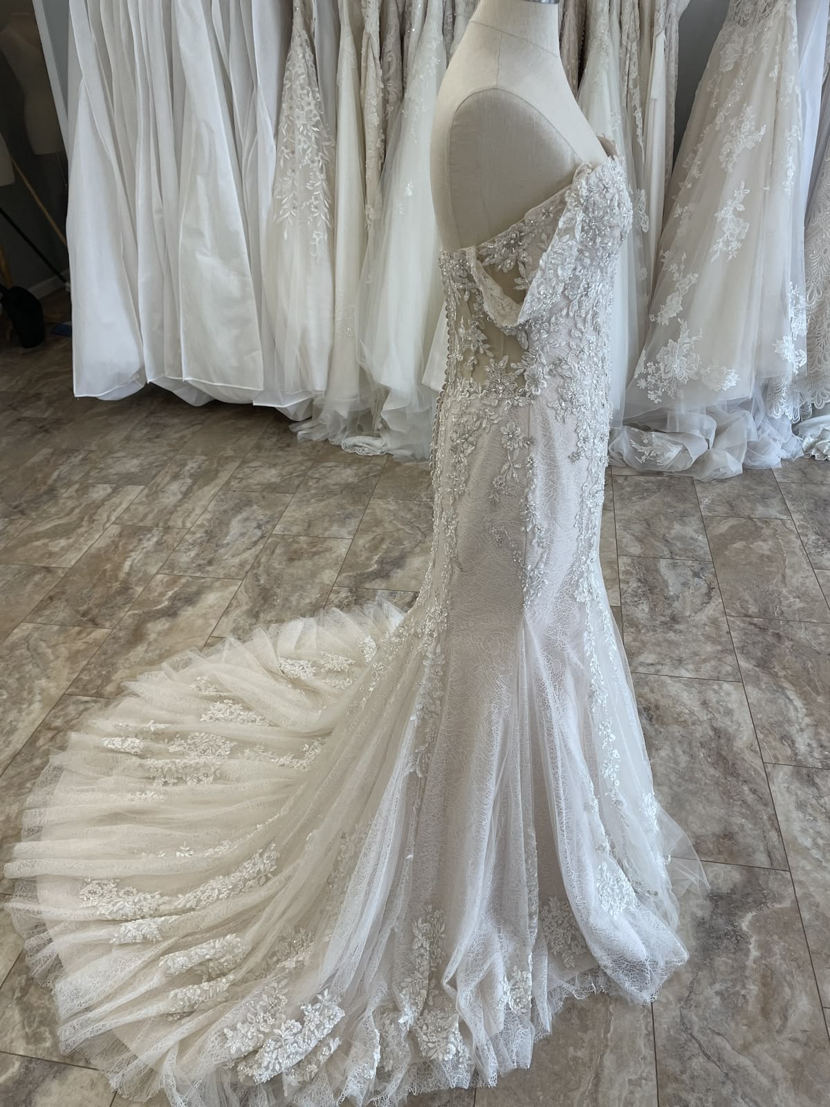 Justin Alexander Amalie 88161 Gown