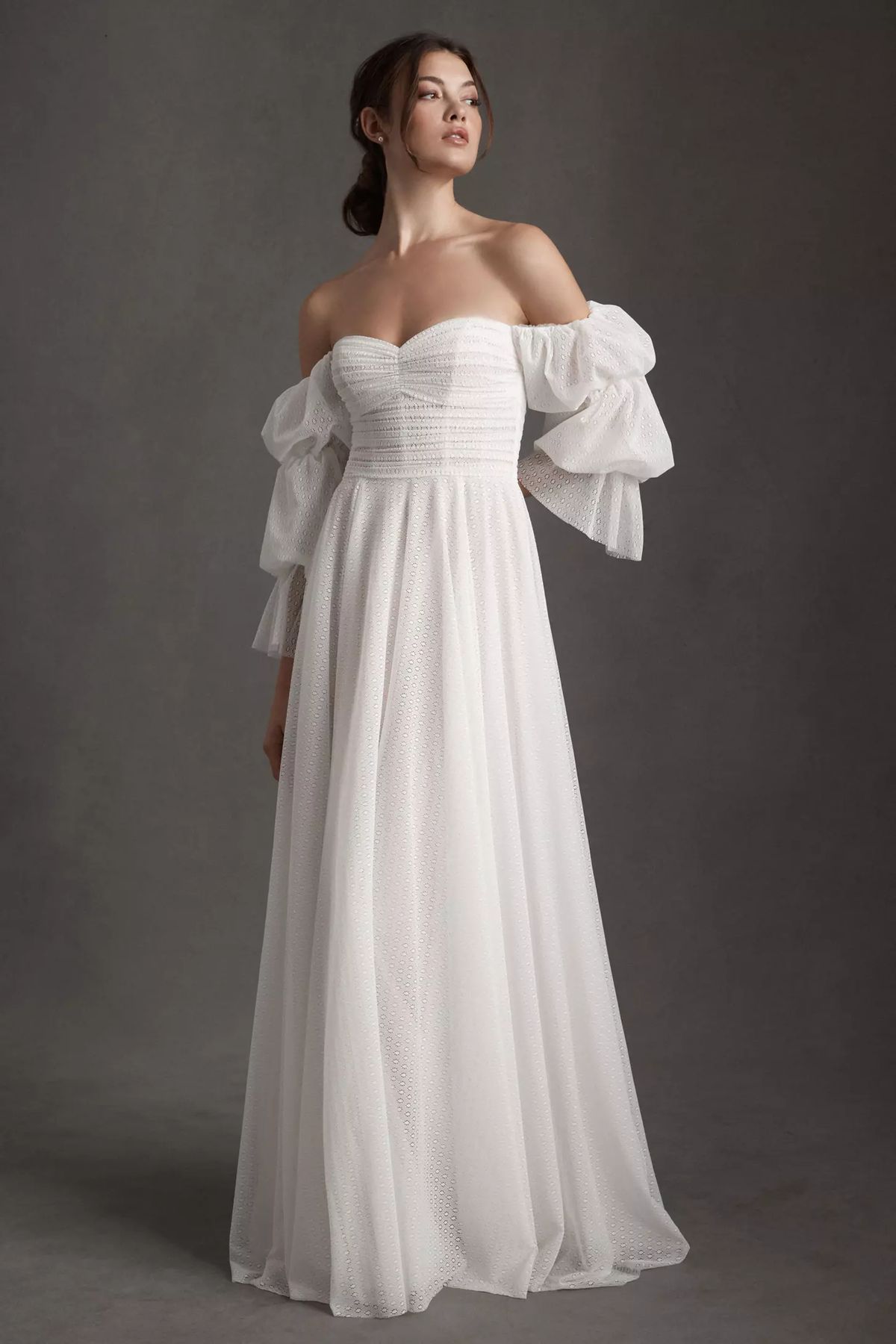Willowby Cameron Size US 18 Willowby Cameron Size US 18
