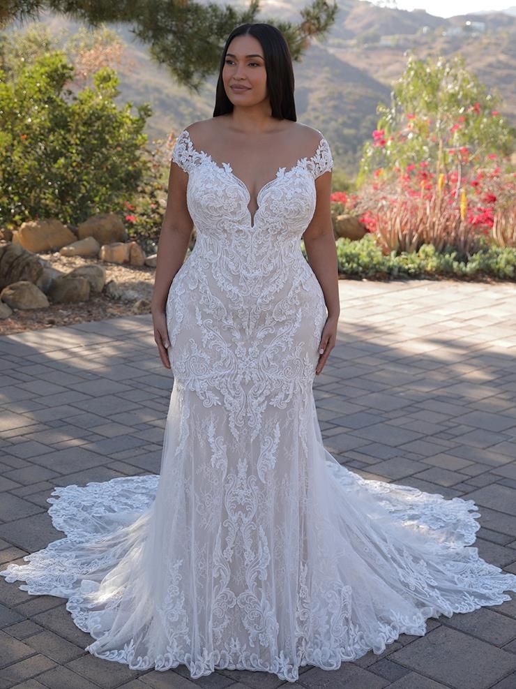 Élysée by Enzoani Helene Gown