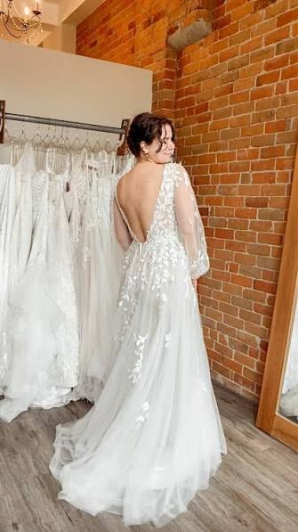 Essense of Australia D3145 Gown
