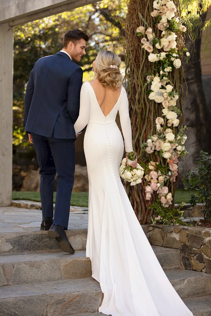 Essense of Australia D2972 Gown
