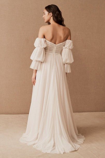 Willowby by Watters Cameron Gown