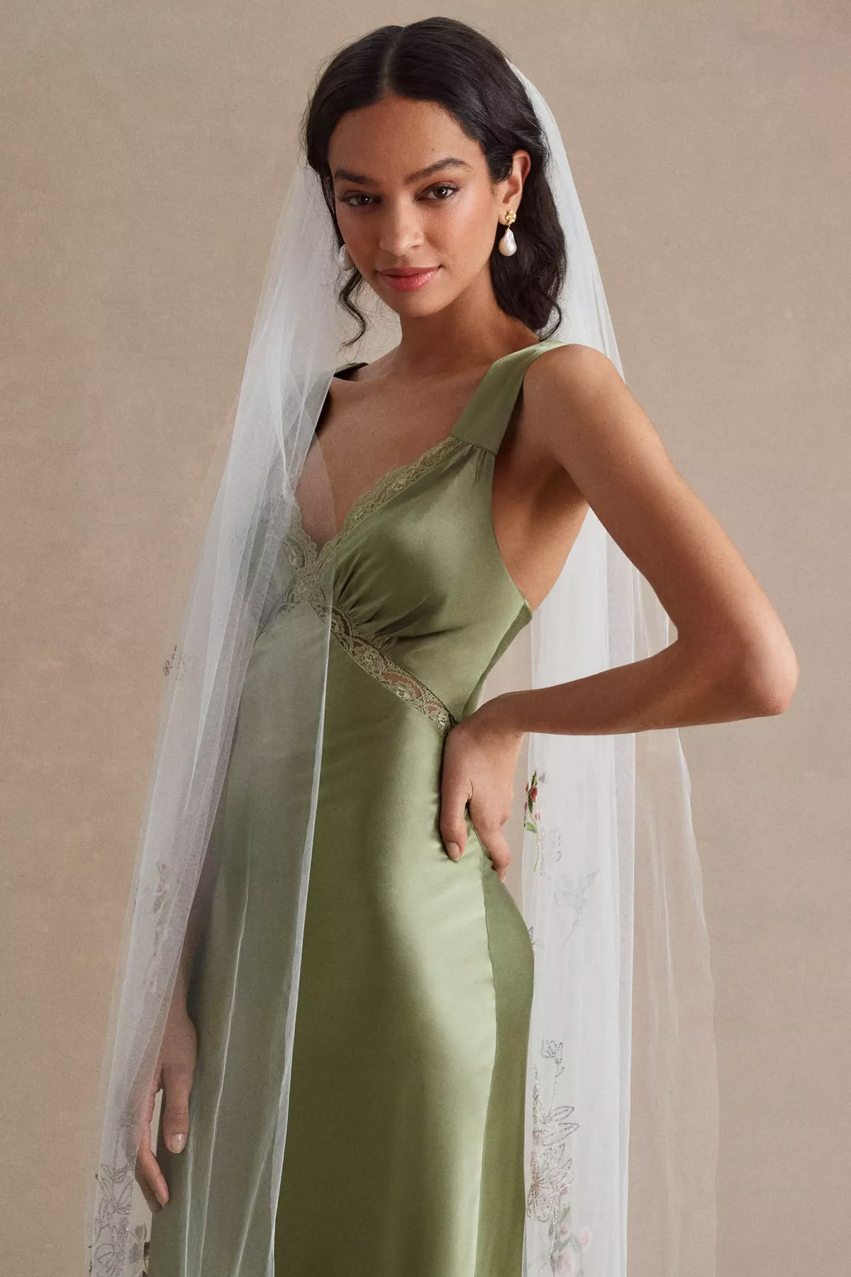 Theia Jasper Embroidered Cathedral Veil - Multi Color