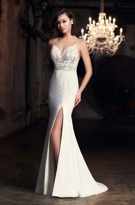 Mikaella 2300 Wedding Gown