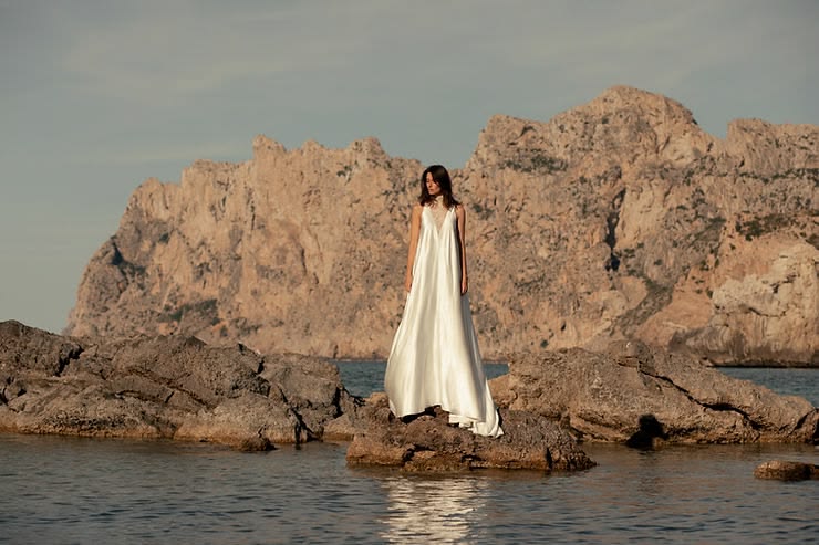 OUMA Thierry Gown