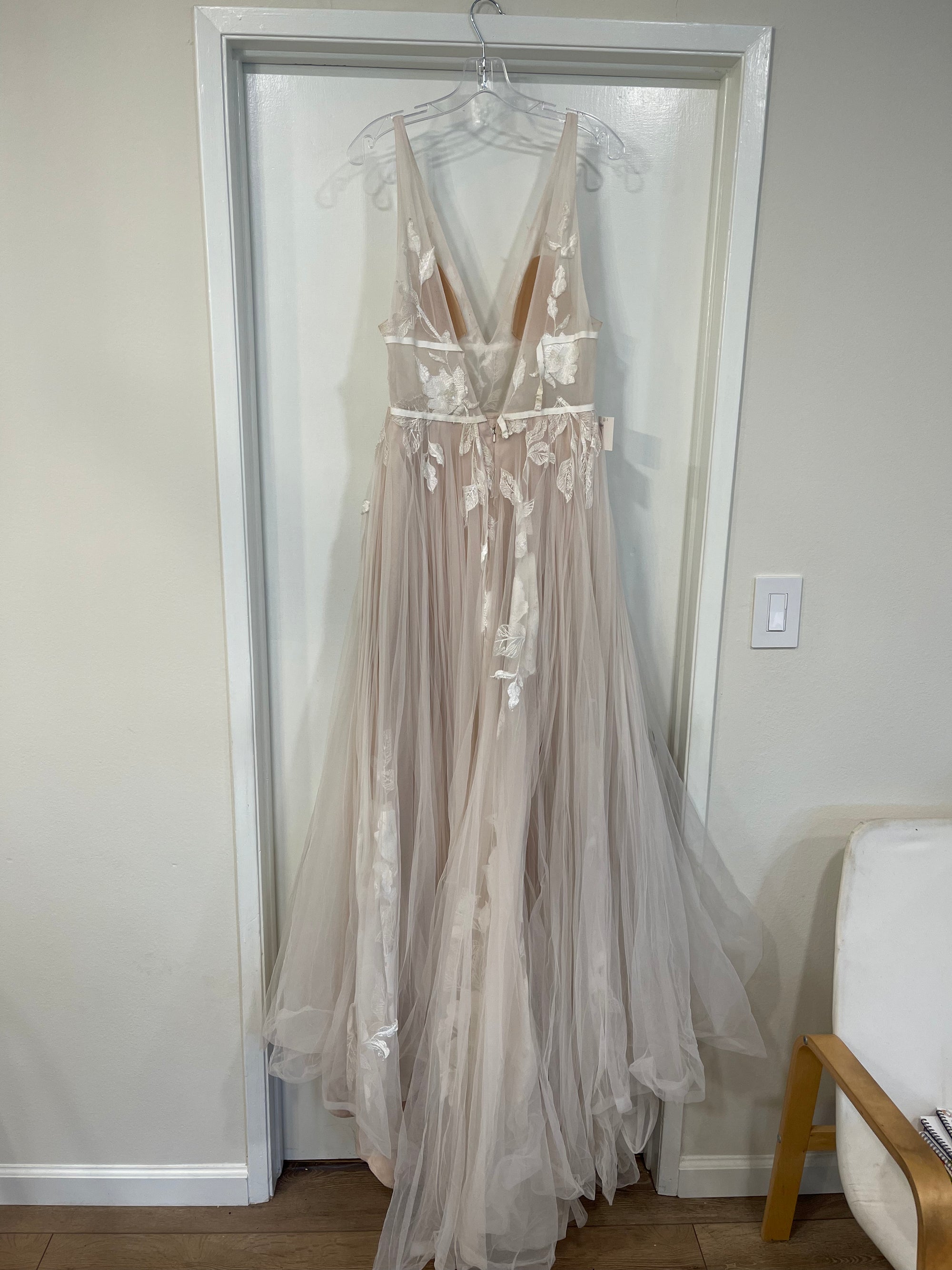 BHLDN Willowby Hearst Galatea Gown - Ivory/Blush