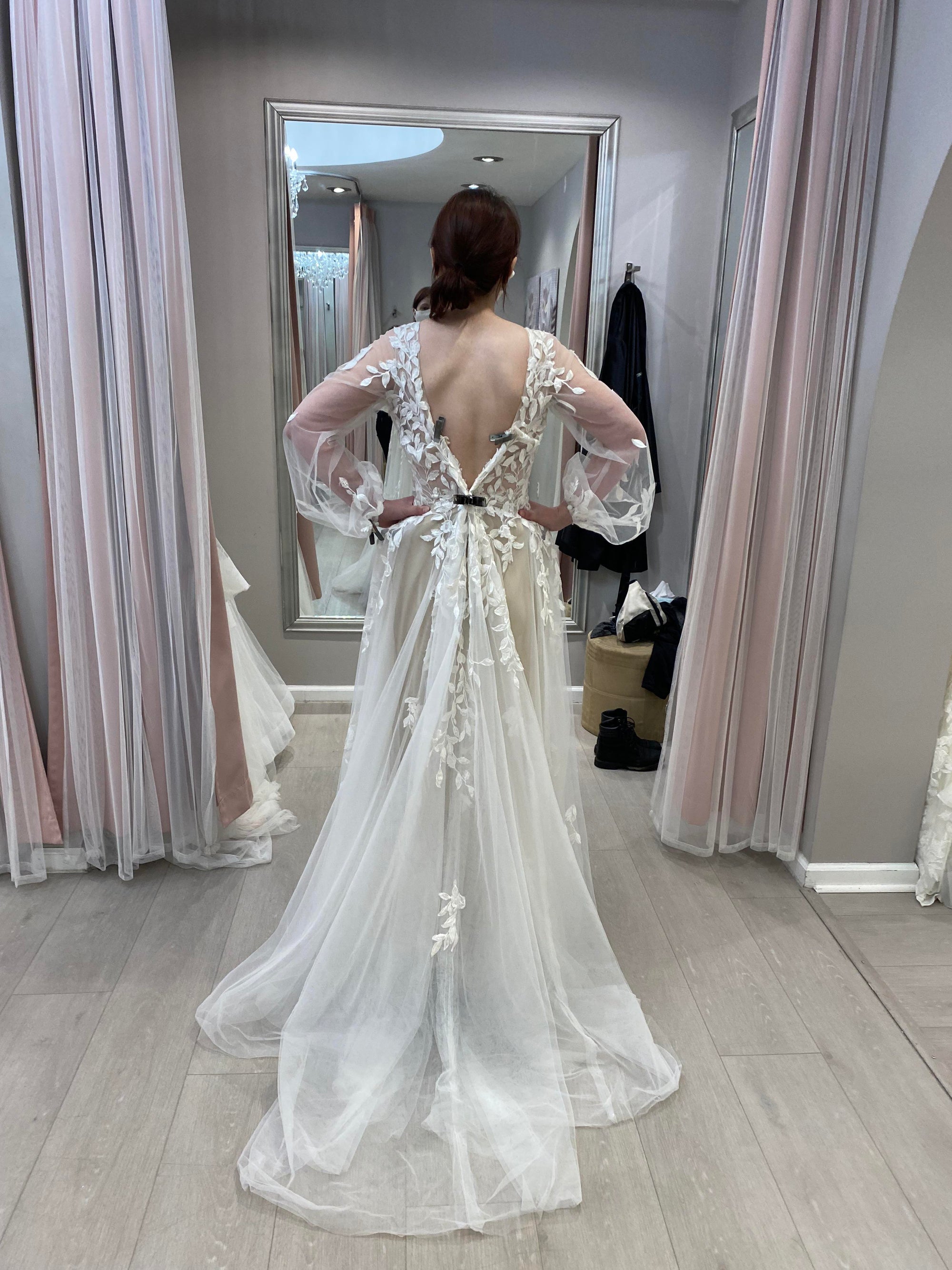 Essense of Australia D3145 Gown