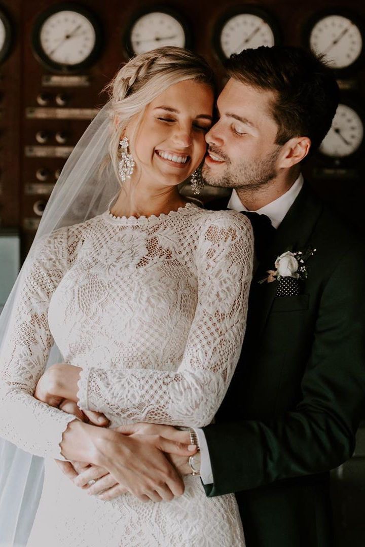 Tadashi Shoji Tenley Gown - Main Image