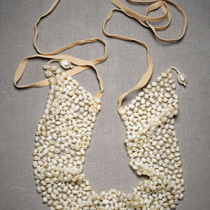 Cobbled Pearl Collar Flipped