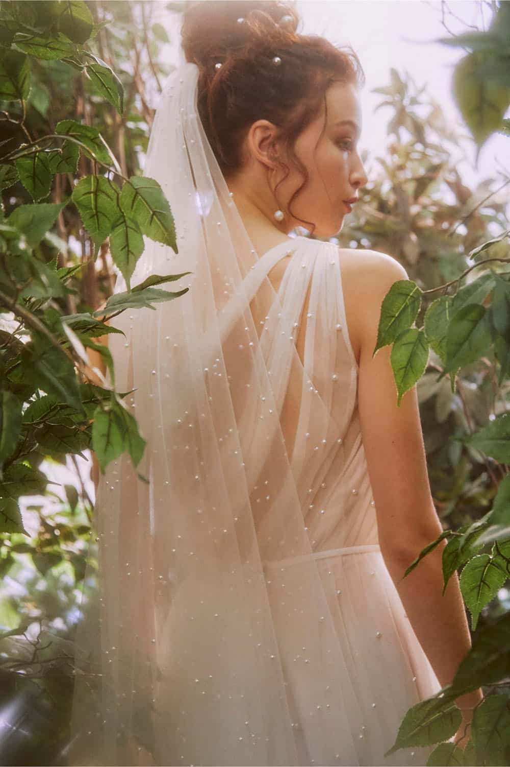 Hayley Paige Pearl Gown BHLDN Size US 4 Hayley Paige Pearl Gown BHLDN Size US 4