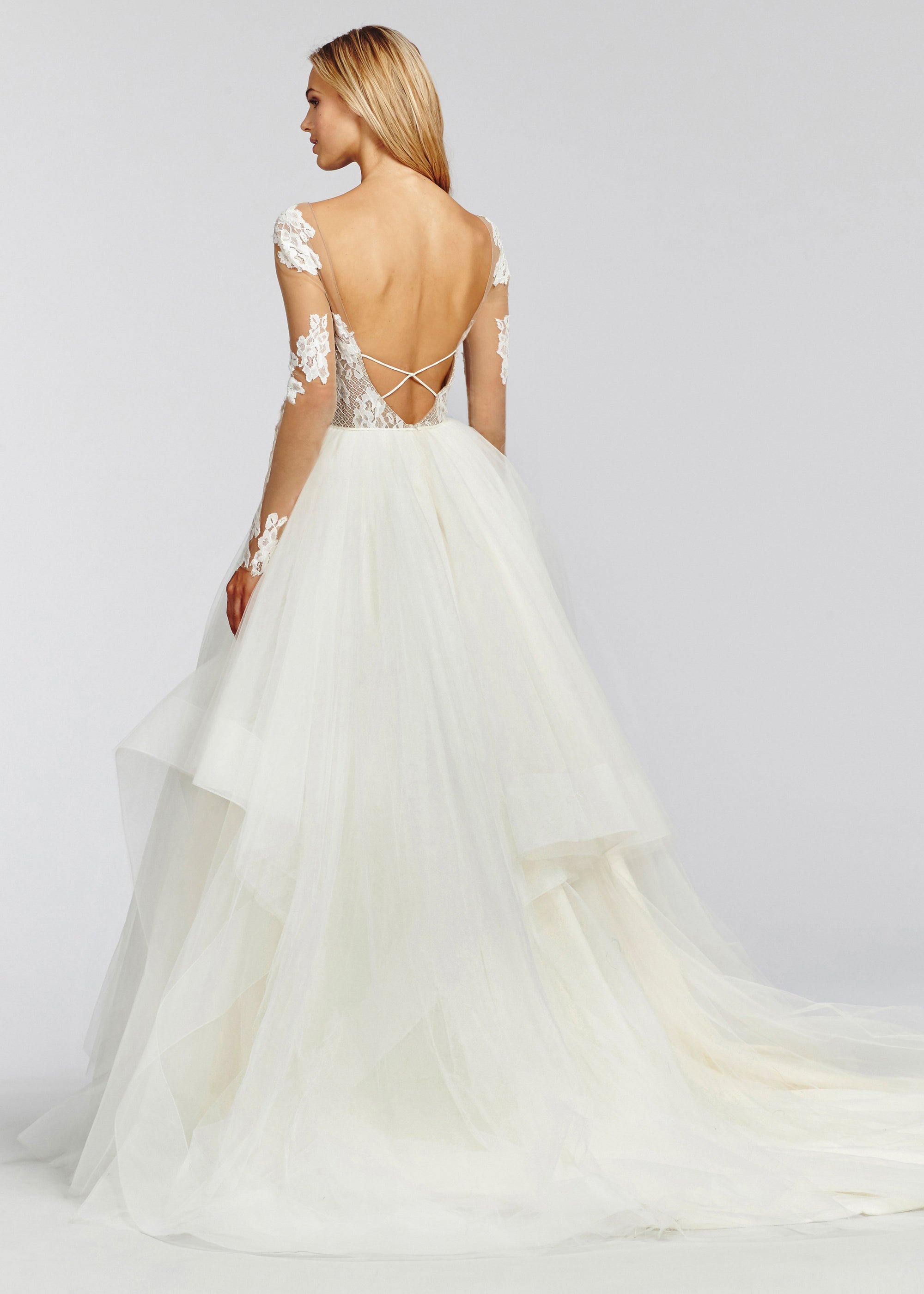 Hayley Paige - Pippa 1652 Sample Gown - Adinas Bridal Hayley Paige - Pippa 1652 Sample Gown - Adinas Bridal