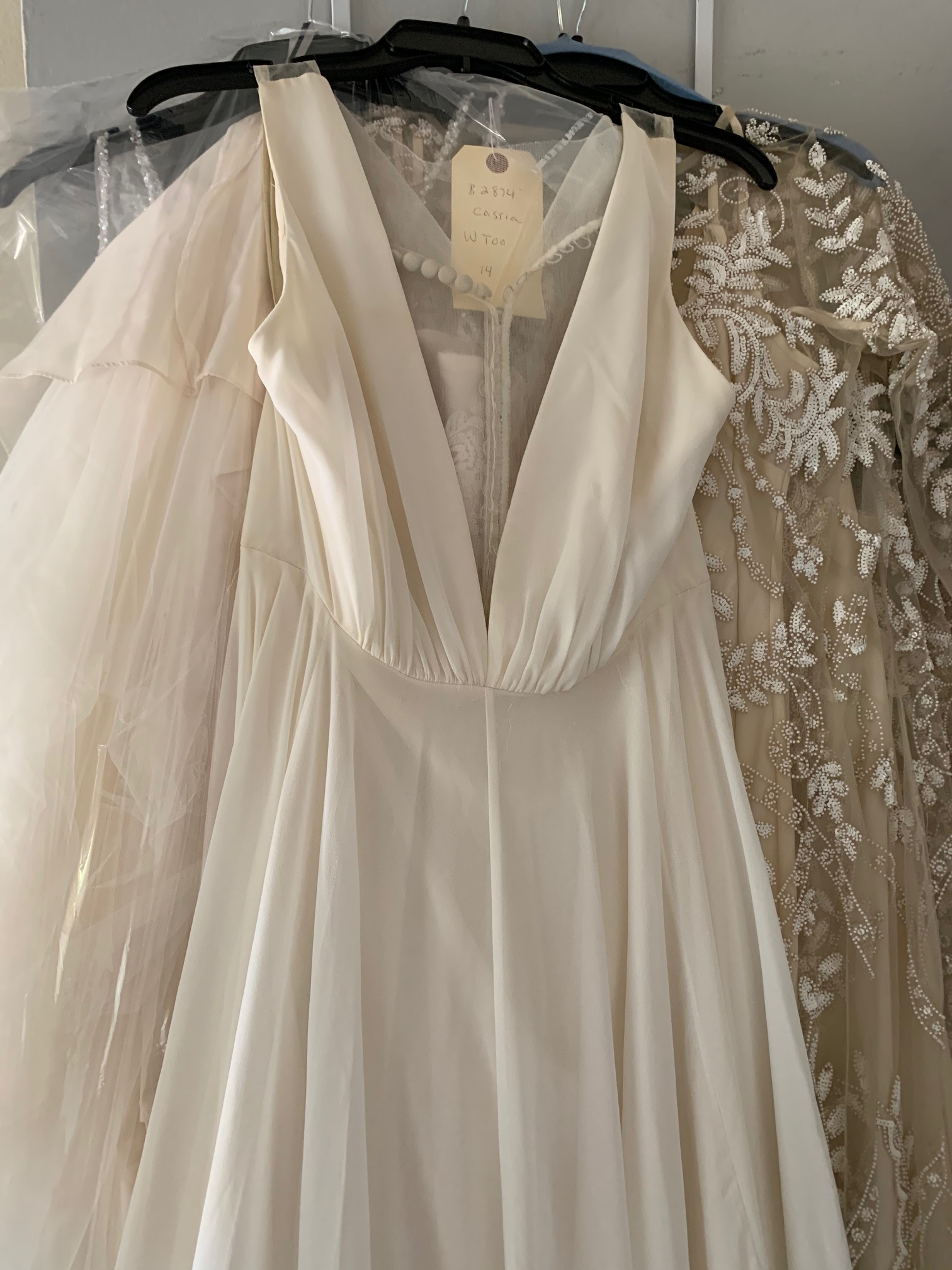 Bhldn cassia gown used hotsell