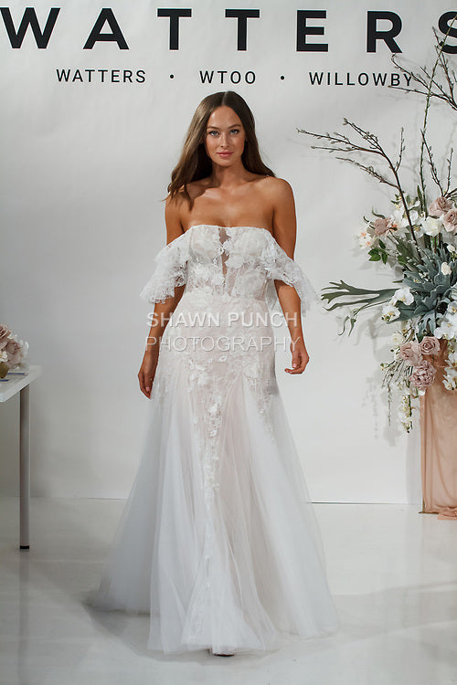 Willowby Mackinnon 54714 Gown
